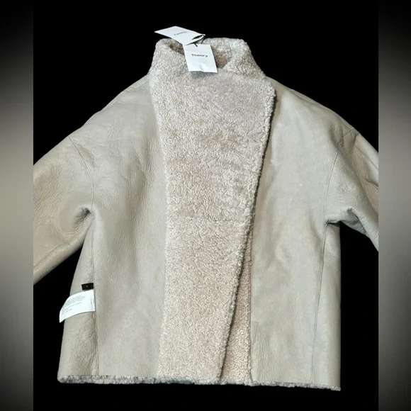 THEORY***Lamb Reversible Shearling Coat Jacket***Size Petite $2895 - Picture 4 of 6